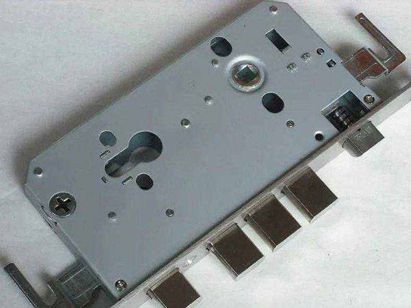 石林24小时上门开锁公司