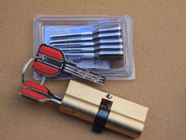 石林24小时上门开锁公司